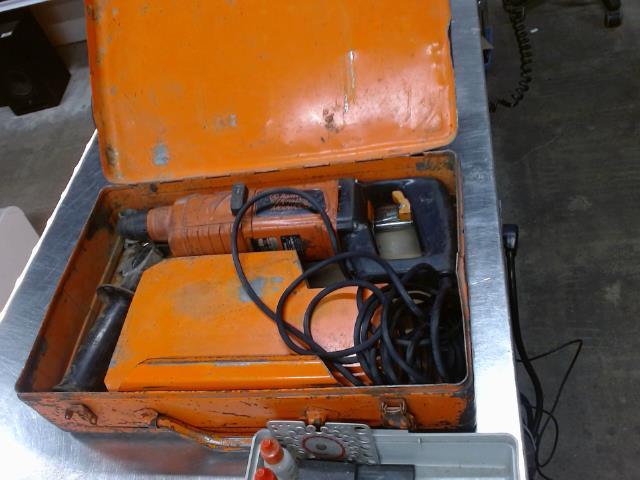 Ramset dinadrill 325  fil ds case orang