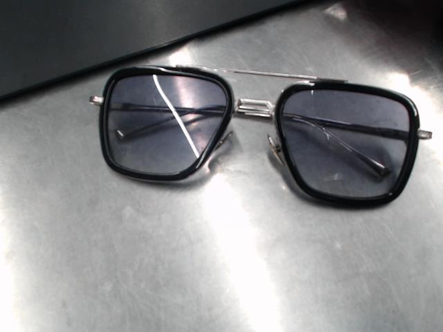 Lunette de soleil homme noir