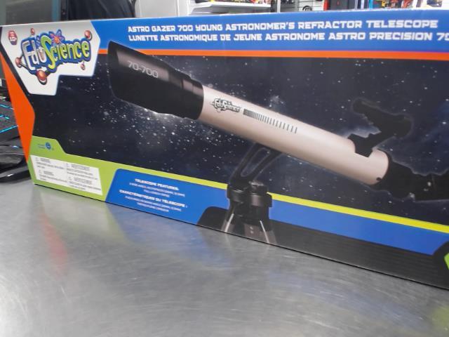 New in box kids telescope 70-700