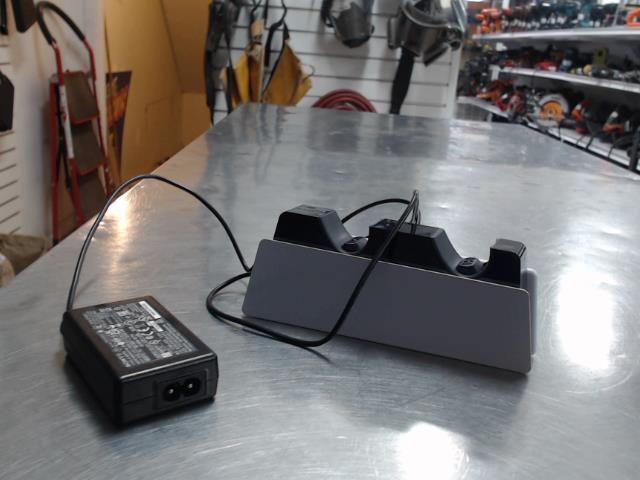 Chargeur manette ps5 + acc