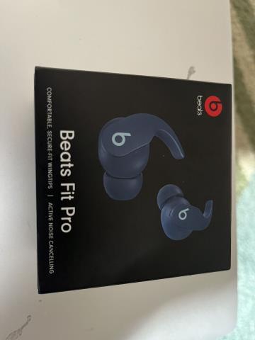 Beats fit pro neuf dans boite