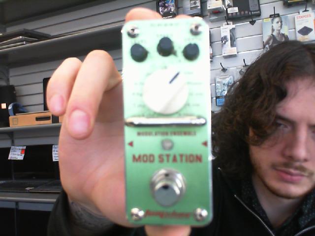 Mod station pedal