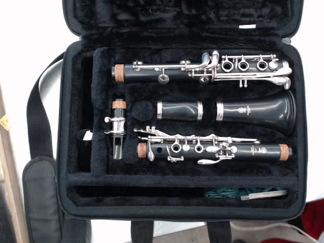 Yamaha clarinet in box