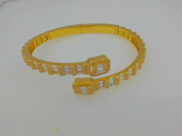 BRACELET EN OR 10KT