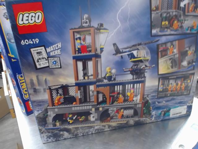 Lego police prision island