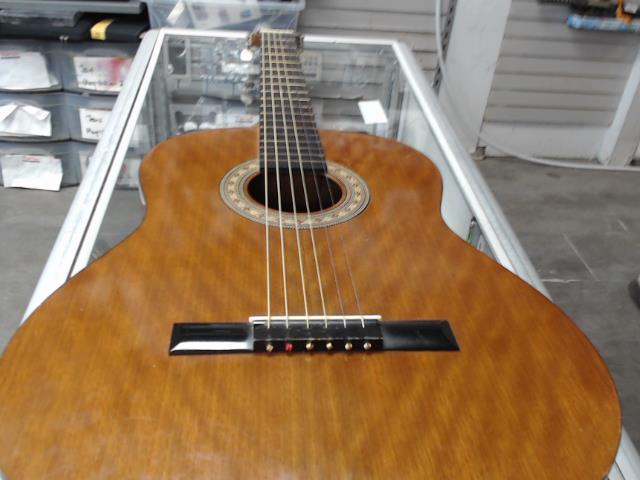 Guitare classique bon etat