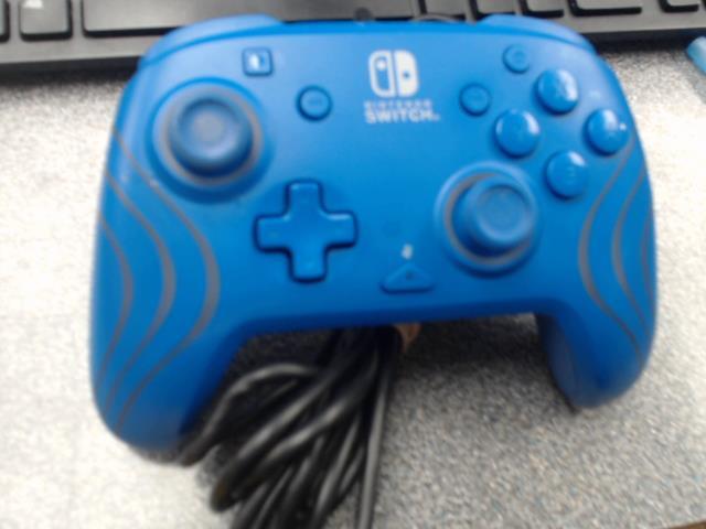 E manette pc style switch