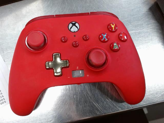 Manette a fil xbox one rouge