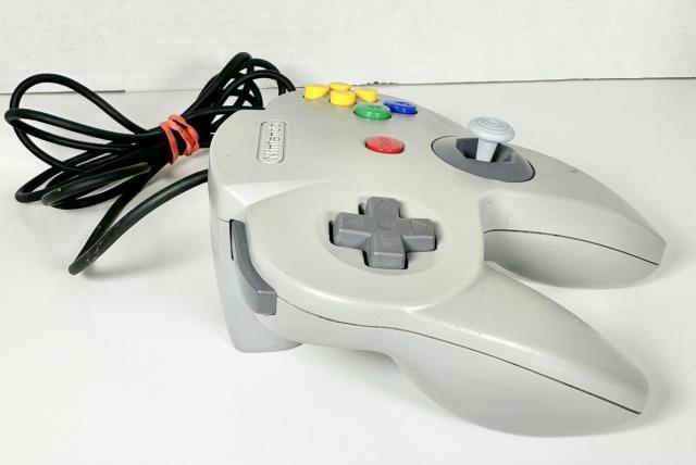 Manette de 64 grey