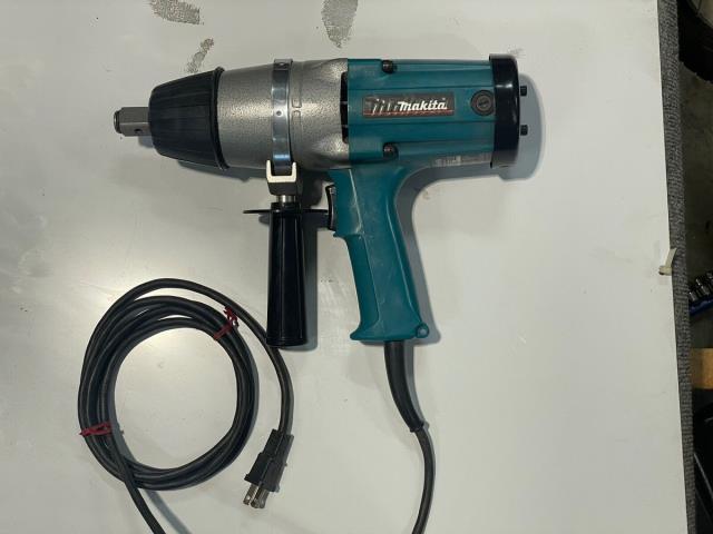 Impact wrench