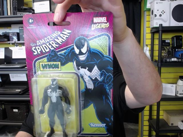 Figurine venom