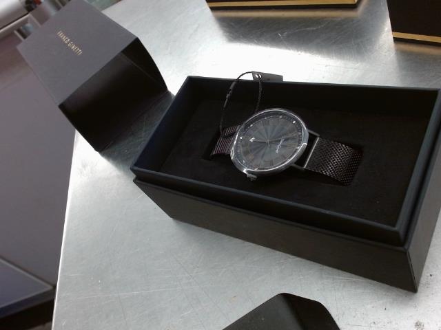 Montre cadran noir