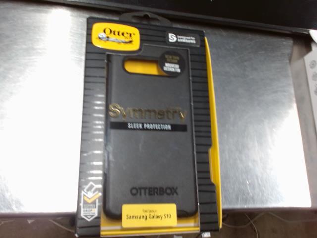 Otter box phone case for galaxy s10