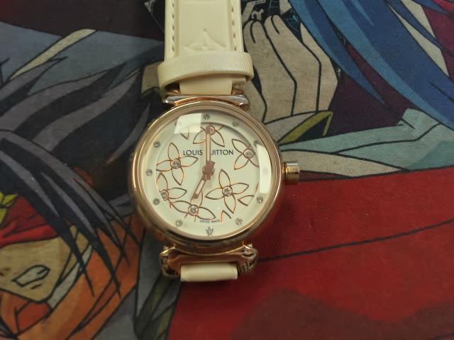 Montre luis vitton motif fleur