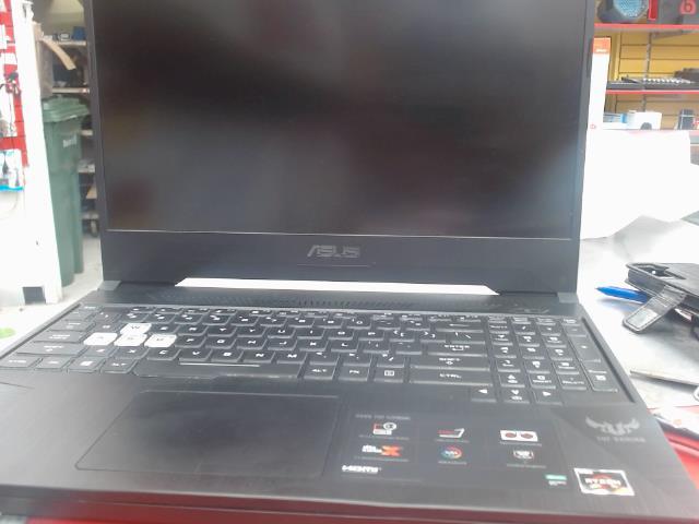 Lap top gamer chargeur