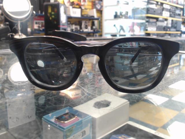 Lunette de soleil safarro made in italy