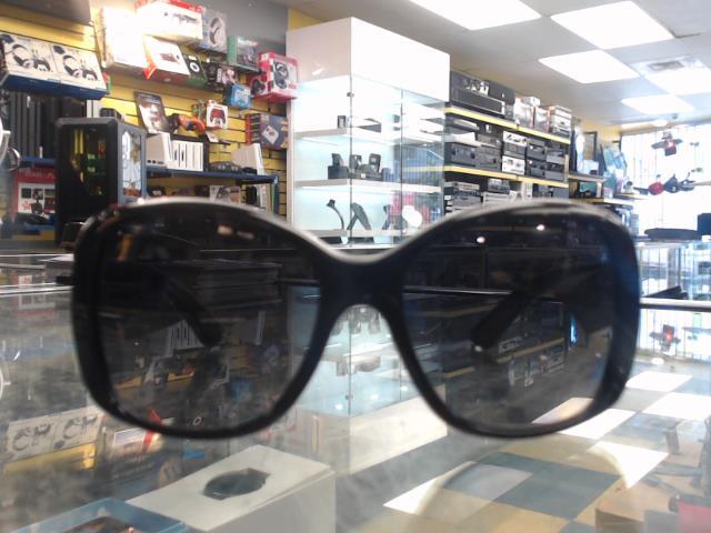 Lunette de soleil puma
