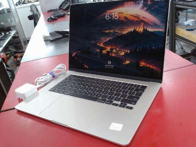 Macbook air m2/8gb/250gb ssd+chargeur