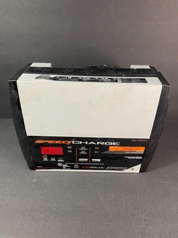 Batterie charger schumacher
