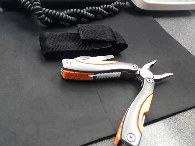 Multi tool av etui