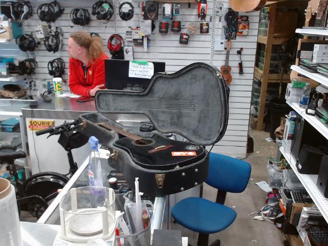 Guitare acoustique