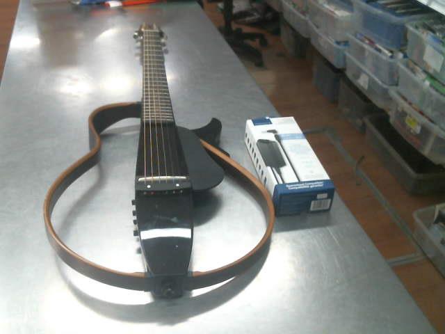 Guitare elect+adaptateur pas original