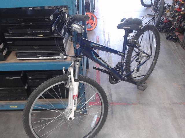 Velo montagne suspension avant