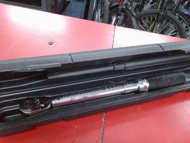 Torque wrench maximum dans case