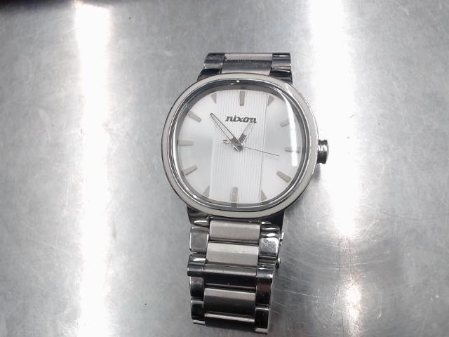 Montre nixon