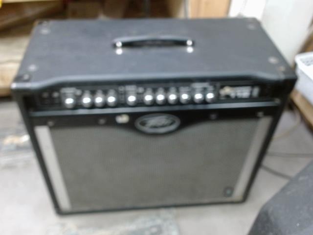 Peavey BANDIT 112 Music Amplifier Gatineau Inventaire 4069737