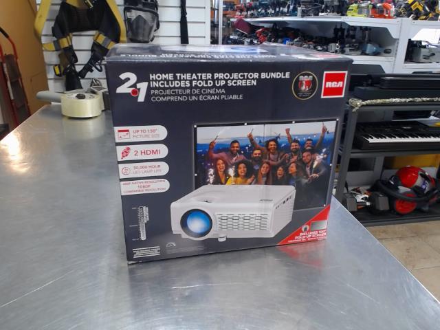 Projecteur + ecran pliable neuf dans bo