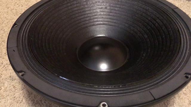 Speaker 18''(4 ohms)no boite