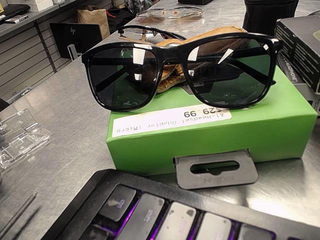 Lunette de marque noir