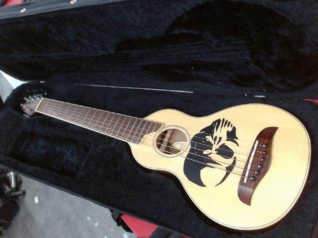 Guitar acoustique+case