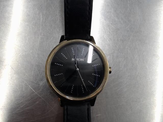 Montre nixon noir