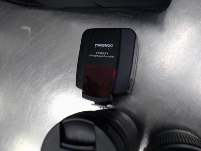 Flash speedlite yongnuo dans case
