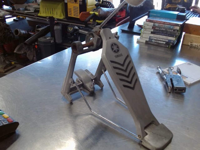 Yamaha pedale de drum (drum pedal)