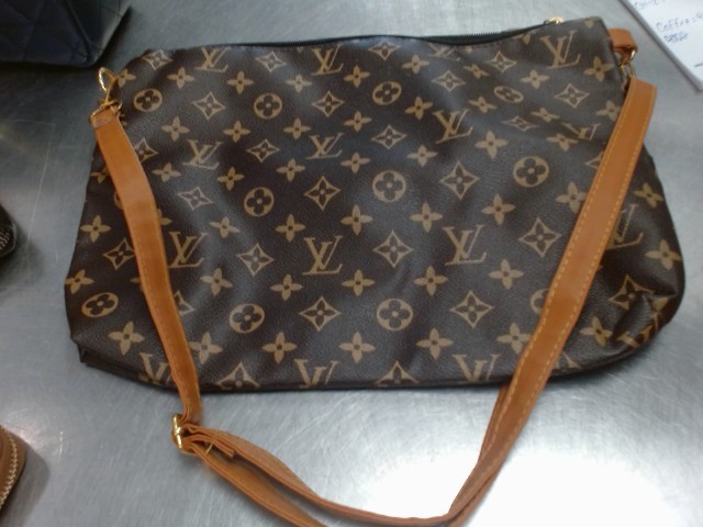Louis vuitton bag fake