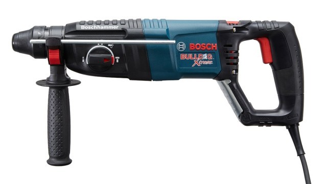 Bosch buldog dans case