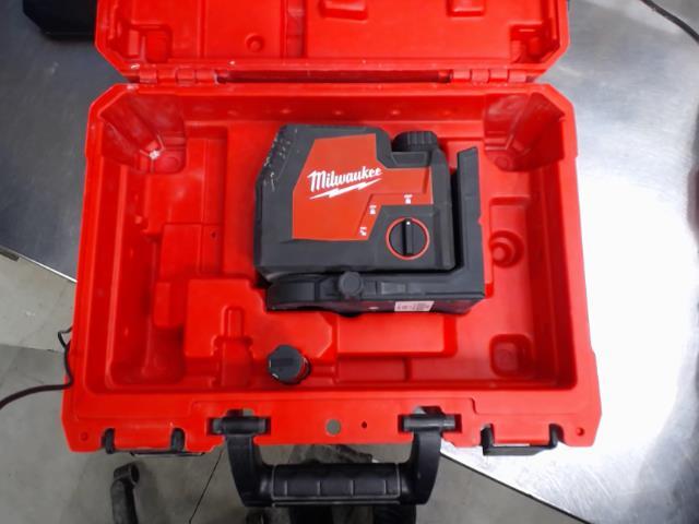 Laser milwaukee+extra battery dans case