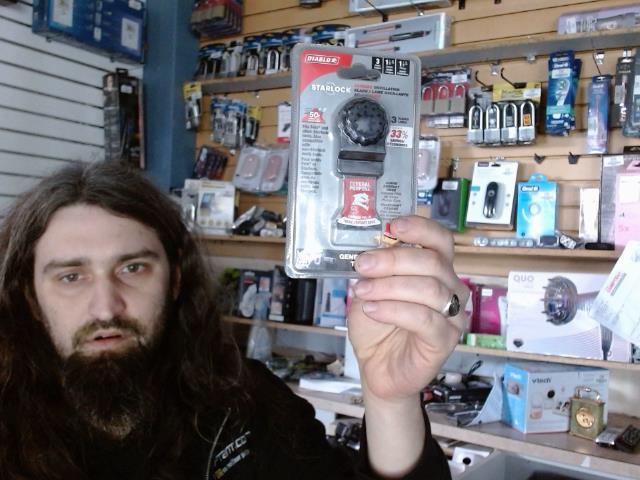 Pacvk blade ocsillateur