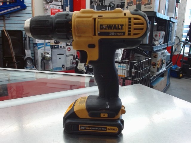 Drill dewalt avec batterie