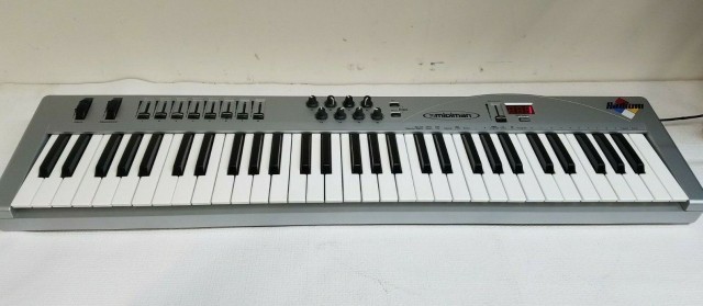 M-audio radium midiman gris+case+cable