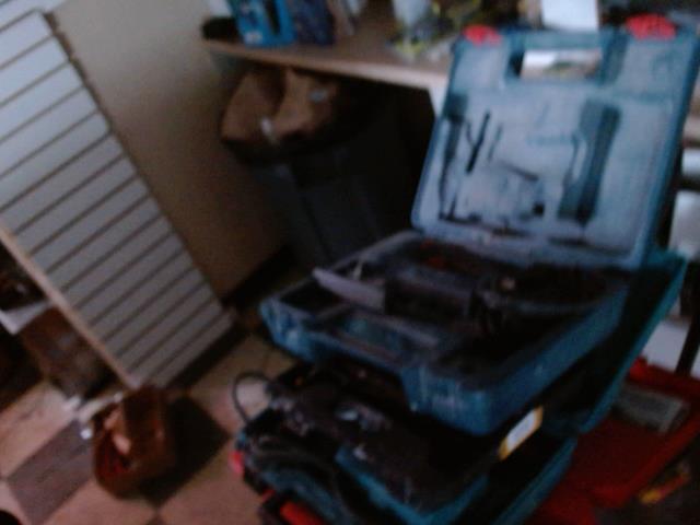 Scie sauteuse ds case