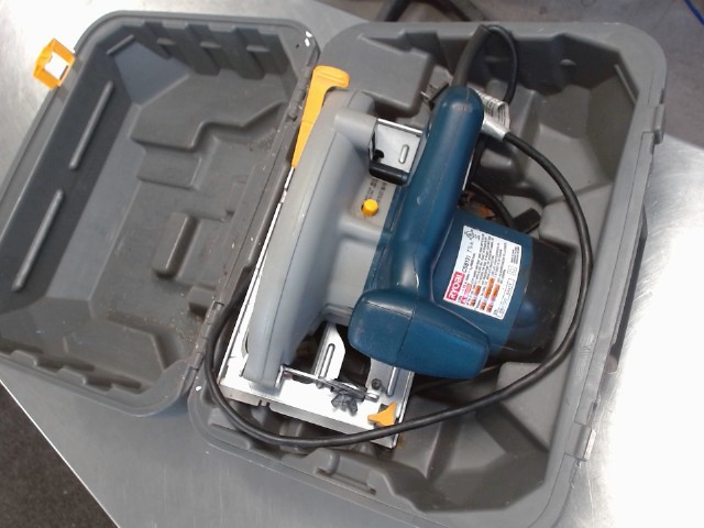 Scie circulaire+case
