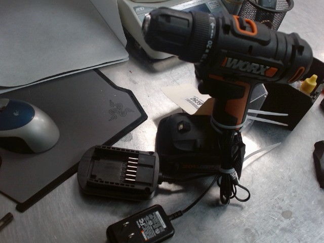 Drill 20v + 1batt+charg