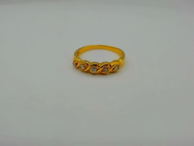 BAGUE EN OR 14KT AVEC DIAM 