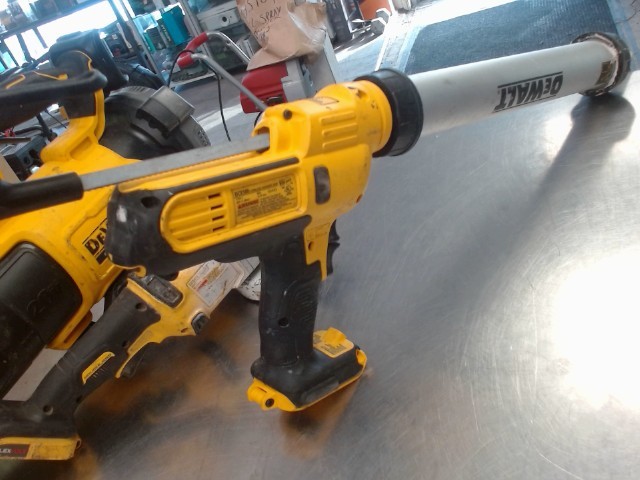 Caulking gun dewalt