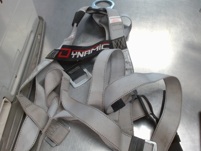Full body harness dynamic