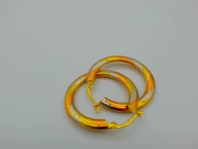 BOUCLES D OREILLES EN OR 10KT